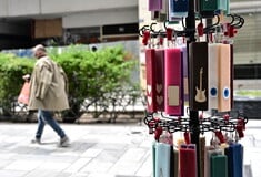 Το εορταστικό ωράριο για σούπερ μάρκετ και εμπορικά σήμερα Μεγάλο Σάββατο