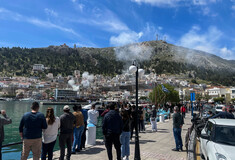 Κάλυμνος: Ακρωτηριάστηκε από τη φωτοβολίδα ο 15χρονος - Νοσηλεύεται στο ΚΑΤ 