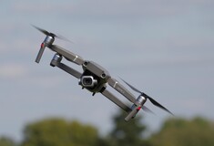 Οι «παρ’ ολίγον» συγκρούσεις drones με αεροπλάνα πληθαίνουν και προκαλούν ανησυχία