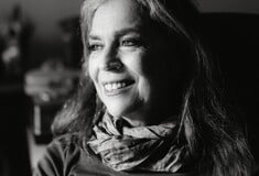 Σαβίνα Γιαννάτου: «Μια καλή κριτική κινητοποιεί κι άλλους ανθρώπους, και μαζί τους κινητοποιείσαι κι εσύ»