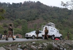 Ένοπλοι σκότωσαν τουλάχιστον 24 τουρίστες στο Κασμίρ – Σε εξέλιξη ανθρωποκυνηγητό