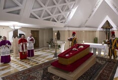 Θάνατος πάπα Φραγκίσκου: Σάββατο στις 12 η κηδεία του στο Βατικανό