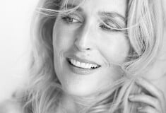 gillian anderson