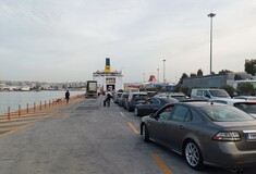 Κίνηση στους δρόμους: Αυξημένη στο λιμάνι του Πειραιά - Πού αλλού υπάρχουν καθυστερήσεις