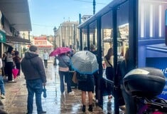 Ο καιρός σήμερα: Άστατος με βροχές και πτώση της θερμοκρασίας