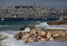 Απαγορευτικό απόπλου για ορισμένα δρομολόγια λόγω ισχυρών ανέμων