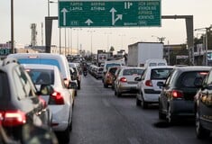 Κίνηση στους δρόμους: Τροχαίο στον Κηφισό - Ουρές 14 χιλιομέτρων στην κάθοδο