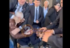 Τουρκία: Επίθεση με γροθιά στον πρόεδρο του CHP Οζγκιούρ Οζέλ