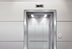 Πιστοποίηση ανελκυστήρων: Η προθεσμία και τα πρόστιμα που προβλέπονται για τις πολυκατοικίες