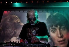 66 ετών Dj