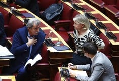 Βουλή: Άρση ασυλίας για Πολάκη και Ακρίτα