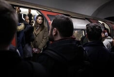 ΜΠΛΑΚ ΑΟΥΤ ΜΕΤΡΟ ΛΟΝΔΙΝΟ