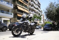 Νέα Σμύρνη: Δίωξη για ανθρωποκτονία με δόλο σε ήρεμη ψυχική κατάσταση στον πατέρα που σκότωσε τον γιο του