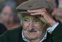 Πέθανε ο Πέπε Μουχίκα, ο αντάρτης που έγινε πρόεδρος της Ουρουγουάης και σύμβολο της πολιτικής
