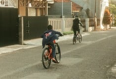 Η πιο κατάλληλη πόλη για να κάνουν ποδήλατο παιδιά δεν είναι το Άμστερνταμ