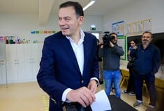 Πορτογαλία: Ο κεντροδεξιός συνασπισμός θα κερδίσει τις εκλογές αλλά όχι την πλειοψηφία