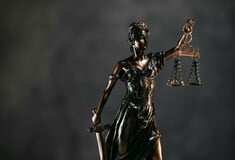 Υποκλοπές: Αναβολή επ' αόριστον στη δίκη για το Predator λόγω έλλειψης μετάφρασης