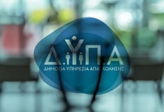 ΔΥΠΑ: Πάνω από 800.000 οι άνεργοι στην Ελλάδα - Μείωση 12,4% για τον Απρίλιο