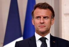 Ο Μακρόν ελπίζει ότι ο θυμός του Τραμπ κατά της Ρωσίας να μεταφραστεί σε δράση