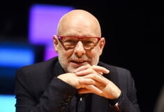 Ο Brian Eno καταγγέλλει τη Microsoft για τη Γάζα: «Όχι στο όνομά μου», λέει ο δημιουργός της μουσικής των Windows 95 