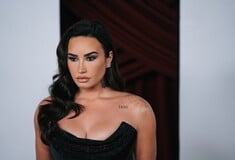 H Ντέμι Λοβάτο παντρεύτηκε τον μουσικό Τζόρνταν «Jutes» Λουτς