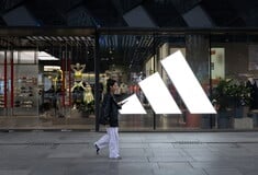 Η Adidas δέχτηκε κυβερνοεπίθεση - Κλάπηκαν δεδομένα πελατών