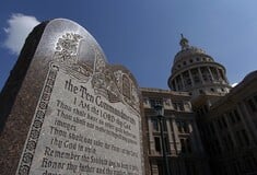 Τέξας: Οι Δέκα Εντολές θα αναρτώνται στα δημόσια σχολεία υποχρεωτικά, λέει νέο νομοσχέδιο