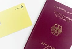 Γερμανία: Σε ύψος-ρεκόρ οι πολιτογραφήσεις λίγο πριν τεθεί σε ισχύ η νέα μεταναστευτική πολιτική 