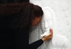 (όχι) Γυναικοκτονία Κυριακής Γρίβα: Δίκη μετά από 14 μήνες «αγώνα» ψυχιατρικοποίησης και αποπροσανατολισμού