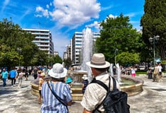 Καιρός: Δυτικοί άνεμοι και θερμοκρασία μέχρι 33 βαθμούς