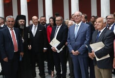 Βραβεία Ιδρύματος Μπότση: Πώς βραβεύεις κάποιον που έβγαλε fake news;
