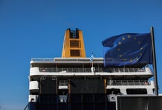 Αγίου Πνεύματος 2025: Ξεκίνησε η έξοδος των εκδρομέων για το τριήμερο - Γεμάτο στο λιμάνι του Πειραιά
