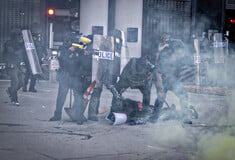 Λος Άντζελες: Σφοδρές διαδηλώσεις για τη μετανάστευση - Ο Τραμπ στέλνει την Εθνοφρουρά 