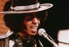 Sly Stone (1943-2025): Ο ανένταχτος πρωτοπόρος της ευφορικής funk