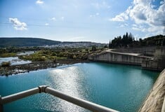 Άρτα: Σε κρίσιμη κατάσταση τα δύο παιδιά που ανασύρθηκαν από τον Άραχθο