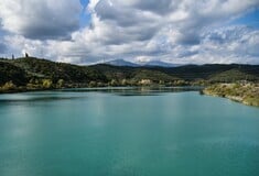 Άρτα: Με πολυοργανικές βλάβες οι δύο έφηβοι που ανασύρθηκαν από τον Άραχθο