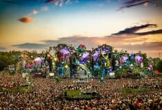 TOMORROWLAND 2025: ΖΗΣΕ ΤΗΝ ΕΜΠΕΙΡΙΑ ΜΕ ΤΟΝ ΚΟΛΛΗΤΟ ΣΟΥ!