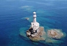 Η Άνδρος ανάμεσα στα μέρη με τους πιο εντυπωσιακούς φάρους του κόσμου