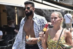 Γλυκιά τουριστική Αθήνα: Σπάστε πιάτα και φωνάξτε ΟΠΑ-ΟΠΑ!