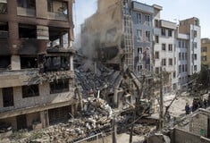 Το Ισραήλ προειδοποιεί τους Ιρανούς να απομακρυνθούν από στρατιωτικές εγκαταστάσεις