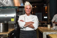 Πέθανε η σεφ και τηλεοπτική σταρ Anne Burrell 