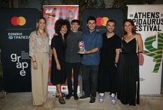 grape: Δίνοντας φωνή στην ελληνική δημιουργία με την υποστήριξη της Mastercard και της Εθνικής Τράπεζας