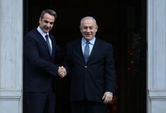Γιατί η κυβέρνηση Μητσοτάκη στηρίζει τόσο πολύ την κυβέρνηση Νετανιάχου;