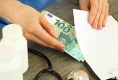 Λάρισα: Συνέλαβαν καρδιοχειρουργό να παίρνει επ’ αυτοφώρω φακελάκι 2.500 ευρώ