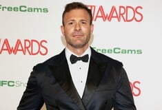 Ο αστέρας ταινιών ενηλίκων Austin Wolf δήλωσε ένοχος για αποπλάνηση ανηλίκου για σεξ