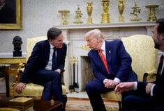 Ο Τραμπ δημοσιοποιεί εγκωμιαστικό μήνυμα του Ρούτε για το ΝΑΤΟ