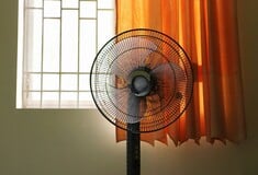 Καύσωνας: Ρεκόρ θερμοκρασίας σήμερα στη χώρα - Πού ξεπέρασε τους 42 βαθμούς Κελσίου