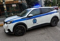 Μέγαρα: Τραυμάτισε με αιχμηρό αντικείμενο τη μητέρα, την αδερφή και τον θείο του