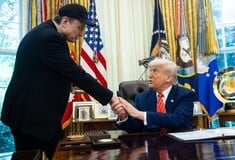 Καταρρέει η μετοχή της Tesla μετά τη νέα κόντρα Τραμπ-Μασκ