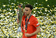ΛεΜπρόν Τζέιμς για τον θάνατο του Ζότα: «You'll Never Walk Alone»